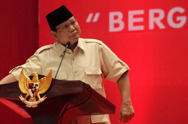 Politik Paranoid Prabowo Warnai Demokrasi Indonesia