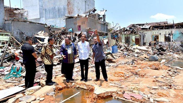 Jokowi Akan Bangun Rumah Rusak Akibat Bom di Sibolga