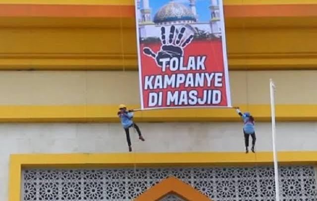 Cedera Sosial Akibat Politisasi Masjid