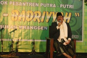 KH Manarul Hidayat (NU.or.id)
